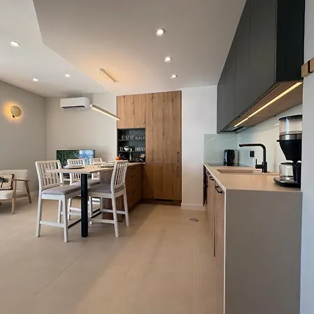 Ocean Sounds, La Roca, 2 Bdr, Pool, Lift Appartement Torremolinos